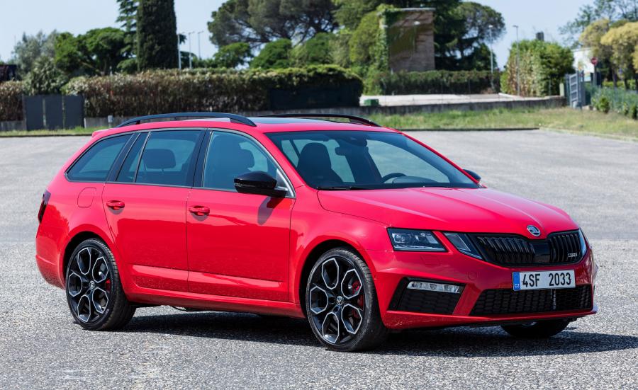  Skoda Octavia RS 245 Combi 2017 года  (WW) (фото 21 из 38)